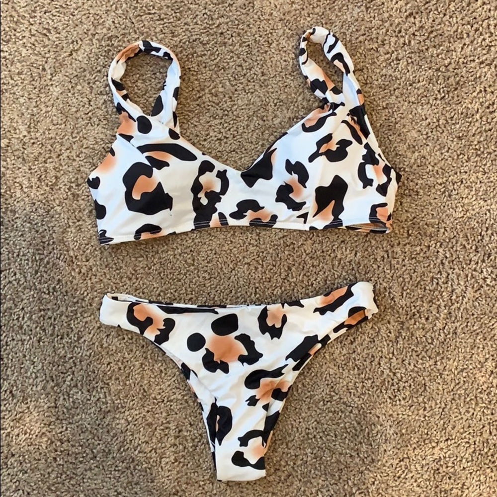 Leopard print bikini size small